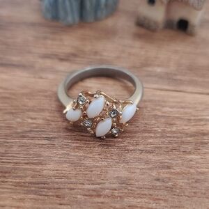 Vintage Opal Estate Ring Size 7 R807